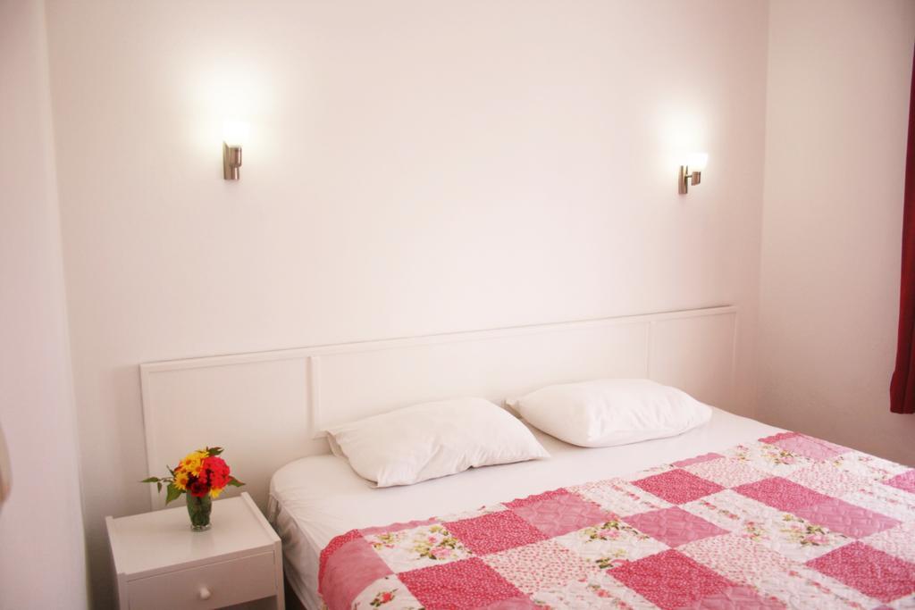 Parla Apart Hotel Çeşme Εξωτερικό φωτογραφία
